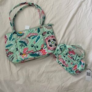 Vera Bradley Mint Flowers travel set.